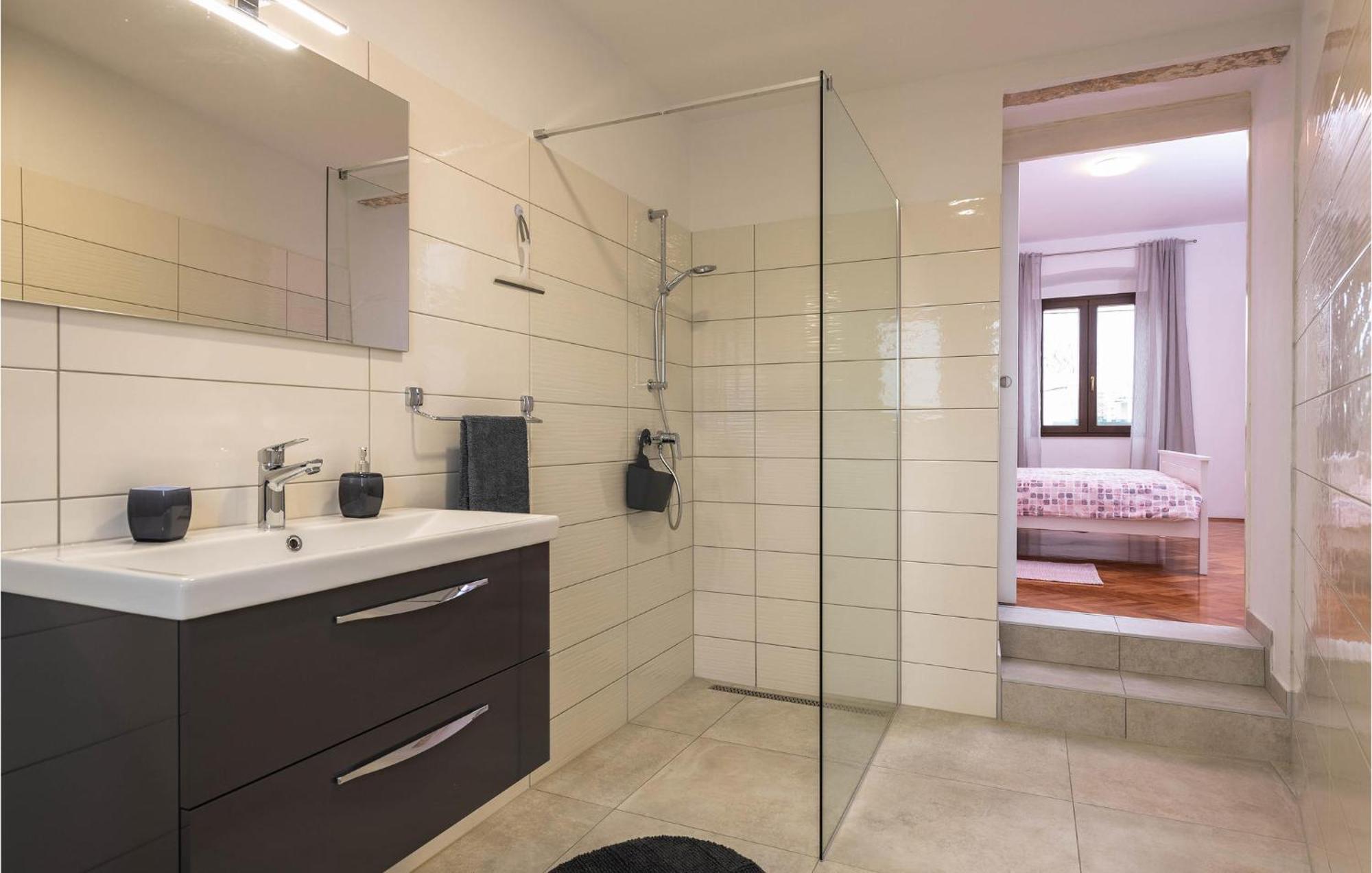 3 Bedroom In *