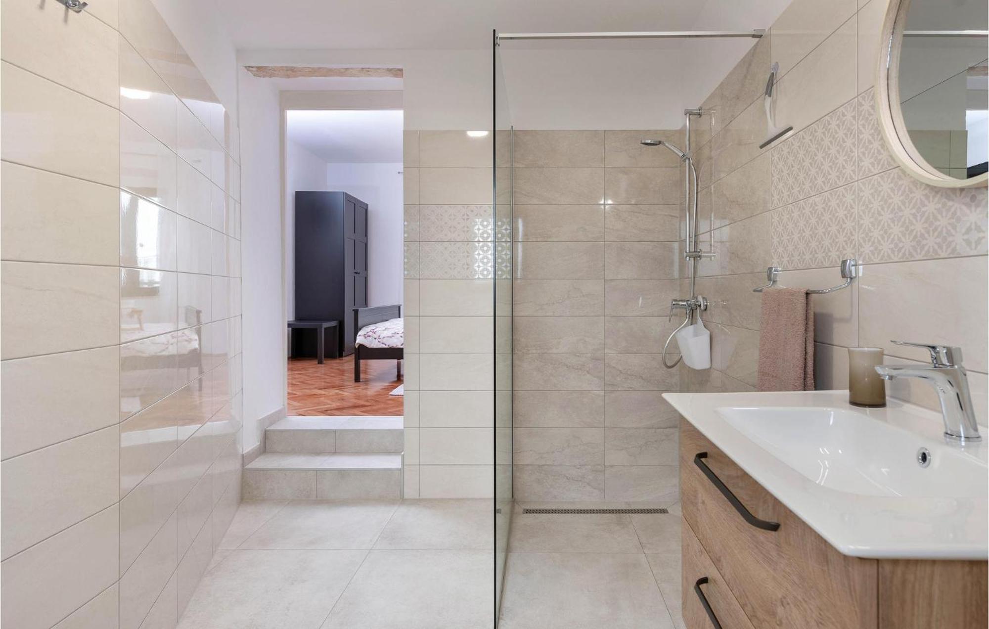 3 Bedroom In *